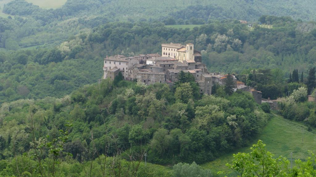 מלון Roccalvecce Castello Costaguti מראה חיצוני תמונה