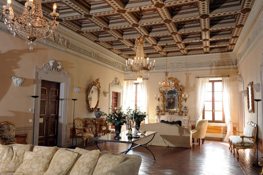 מלון Roccalvecce Castello Costaguti מראה חיצוני תמונה